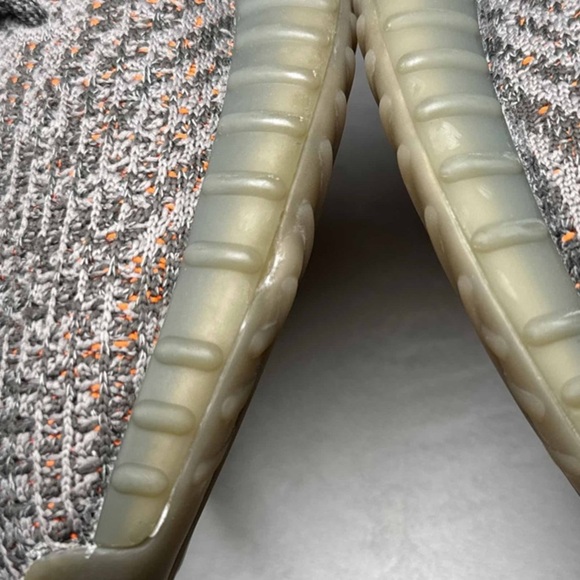 Yeezy Boost 350 V2 ‘Beluga’ | Size 11.5M - Picture 10 of 14